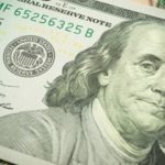 hundred dollar bill zoomed in